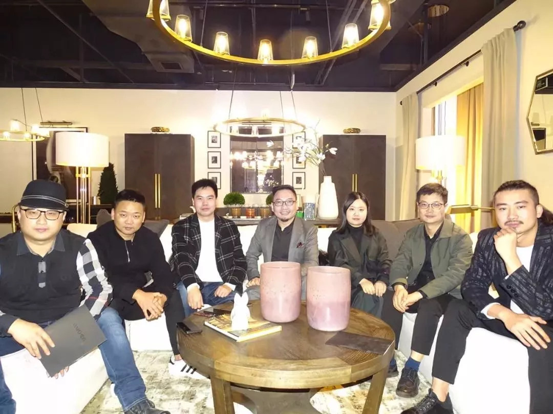 中國晶鯤鵬獎戰(zhàn)略合作伙伴設(shè)計(jì)賦能簽約儀式圓滿召開—成都建博會“大家居·設(shè)計(jì)周”(圖8)